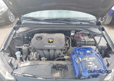 2017 Hyundai Elantra Se z USA, uszkodzony, nr VIN KMHD84LF8HU203588